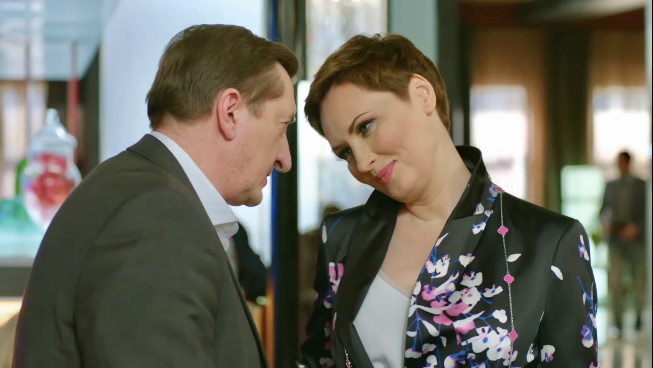 Bezi kiygan qiz porno