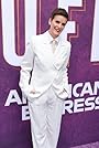 Jenn Colella's primary photo Jenn Colella's primary photo