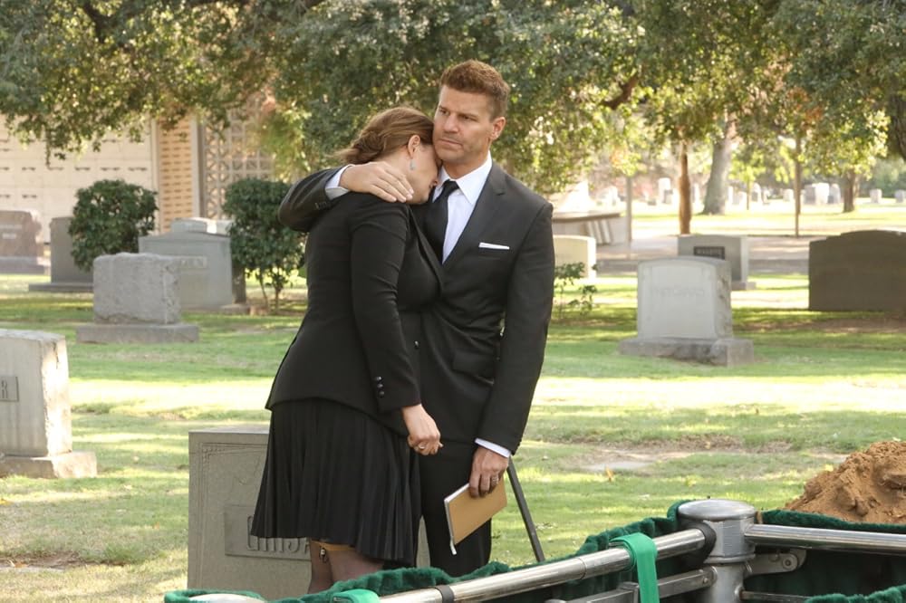 Bones" The Grief and the Girl (TV Episode 2017) - IMDb