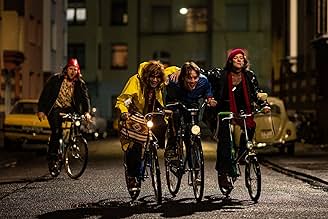 पोस्टर देखें