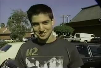 पोस्टर देखें