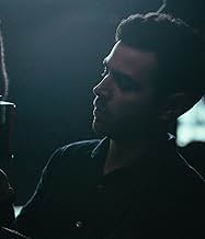 पोस्टर देखें