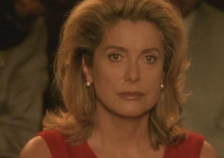 Catherine Deneuve- Belle Maman clip