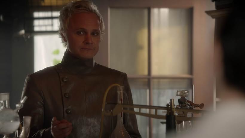 David Anders in C'era una volta (2011)