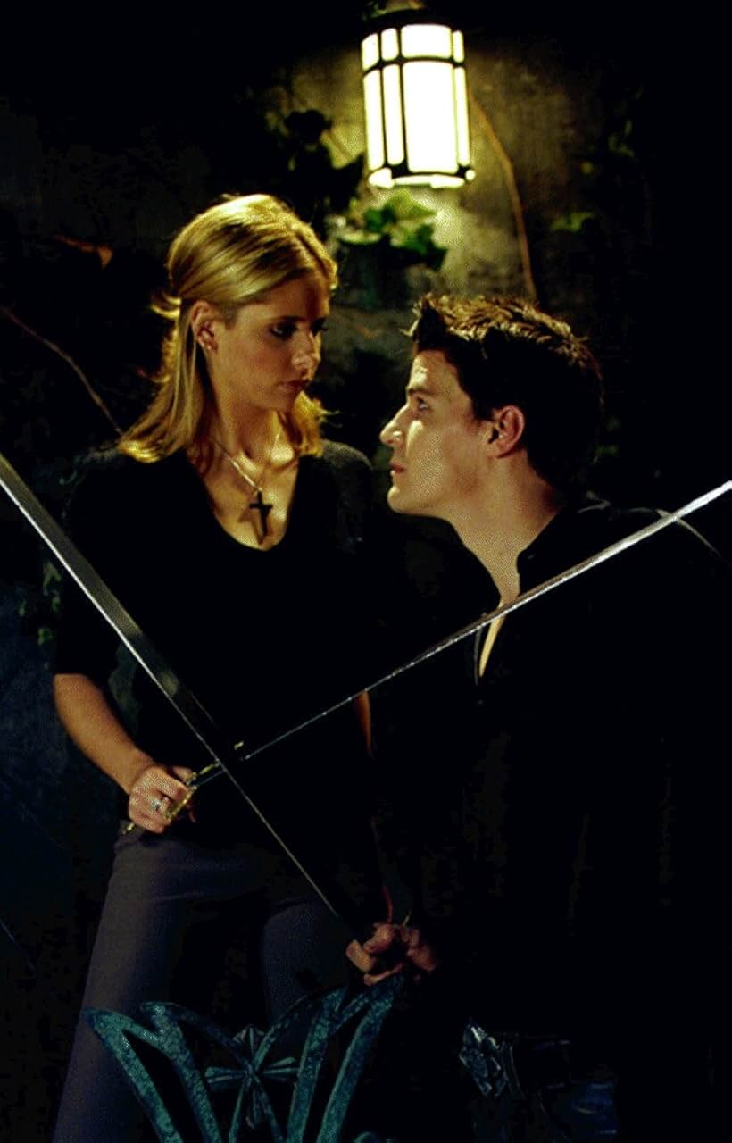 Sarah Michelle Gellar and David Boreanaz in Buffy: A Caça-Vampiros (1997)