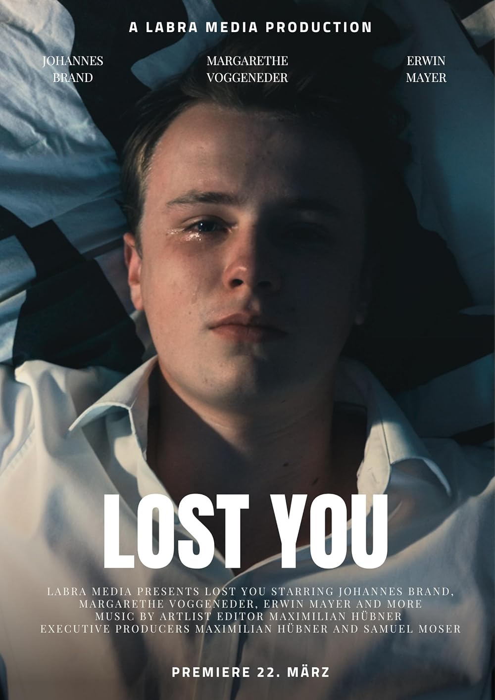 MV5BNTIyMGMzMDgtMmUzOS00ZDhmLW