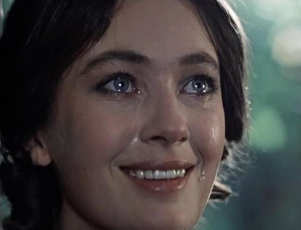 Tukli mushuklar bilan yalangoch ayollarning fotosuratlari It uslubidagi semiz porno fotosuratlar