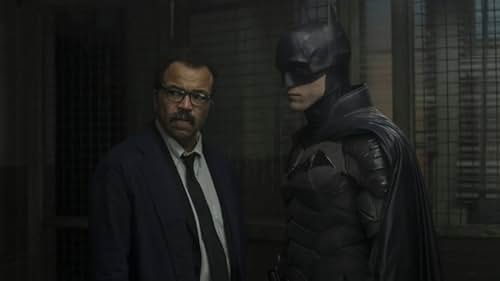 Reeves confirma retraso en la producción de la secuela de Batman: El misterio del Pingüino