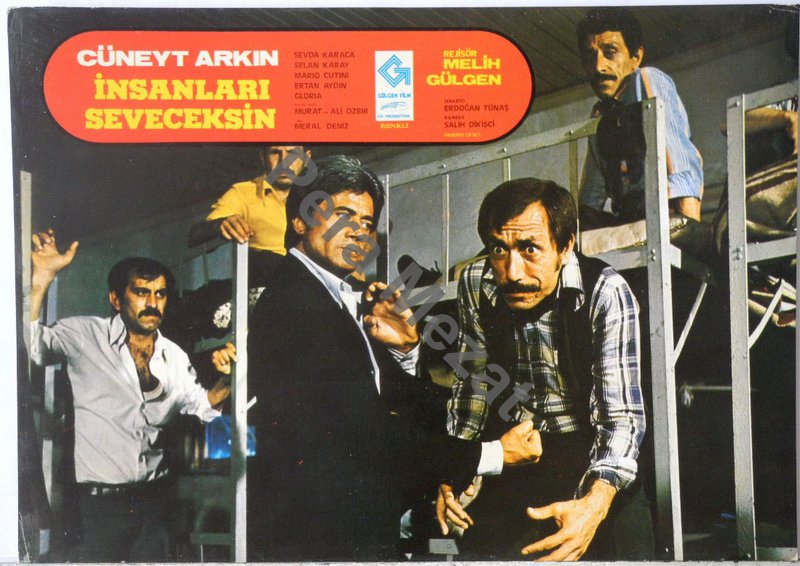 Yosh yigitlarning ogziga keksalar siktiriladi