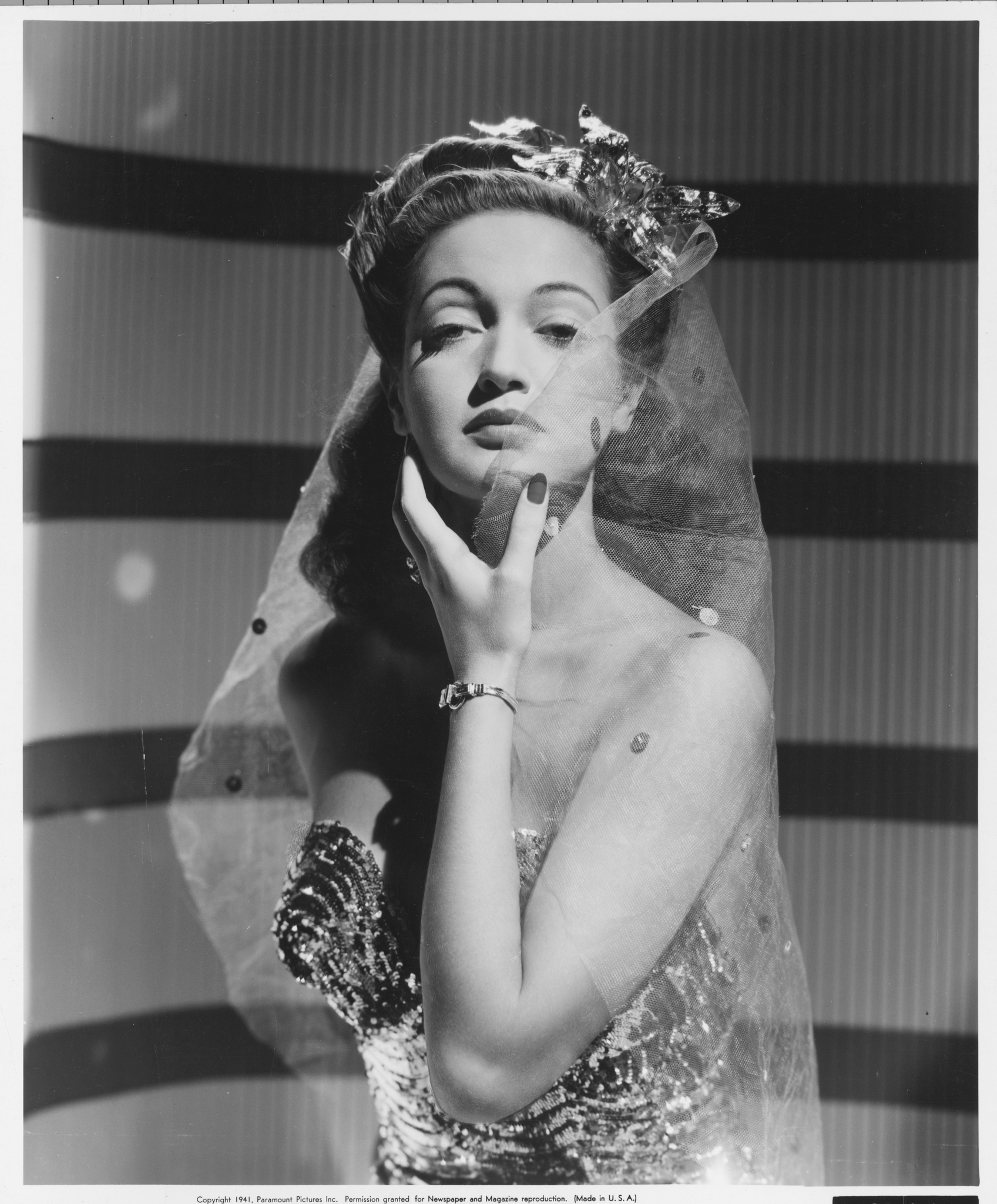 Dorothy Lamour in The Fleet's In (1942)