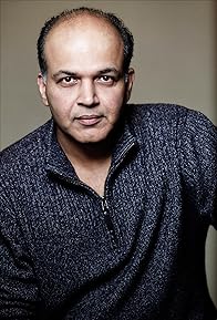 Primary photo for Ashutosh Gowariker Primary photo for Ashutosh Gowariker