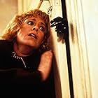 Catherine Hicks in Chucky - Die Mörderpuppe (1988)