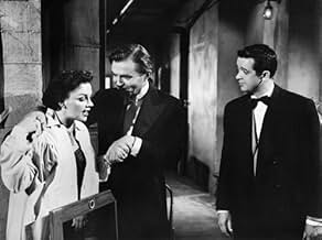 पोस्टर देखें