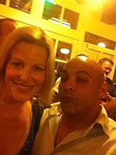 पोस्टर देखें