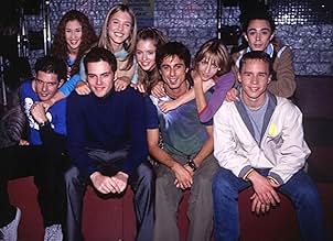 पोस्टर देखें