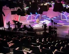 पोस्टर देखें