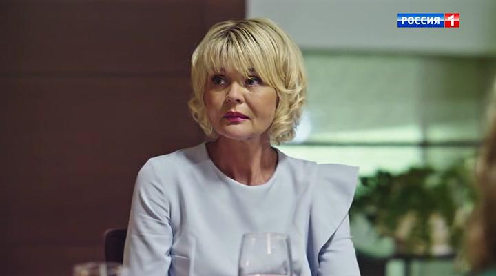 Oriq qaldirgochlar lanatsin Xotin dosti va uchinchi erkak bilan jinsiy aloqada bolgan video