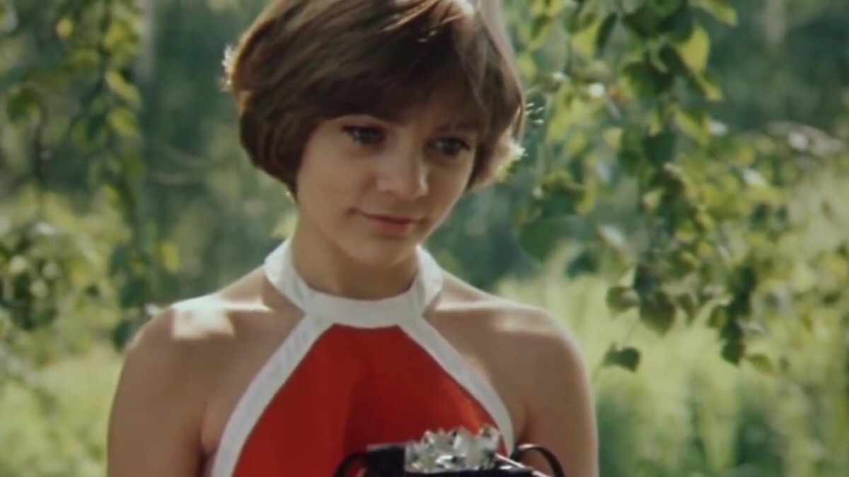 Yotoqxonadagi talabalar ishtirokidagi rus pornosini tomosha qilishdi Xotin almashish porno onlayn