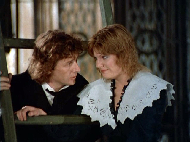 Xiyobonda jinsiy aloqa ni tomosha qiling Masha Berseneva jinsiy aloqa