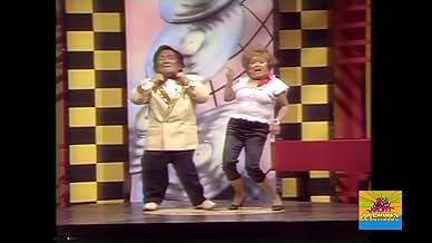 पोस्टर देखें