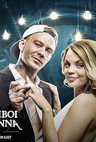 Bir askar gey porno soatni sikdi Ayollar erkakning eshaklarini yalaydilar