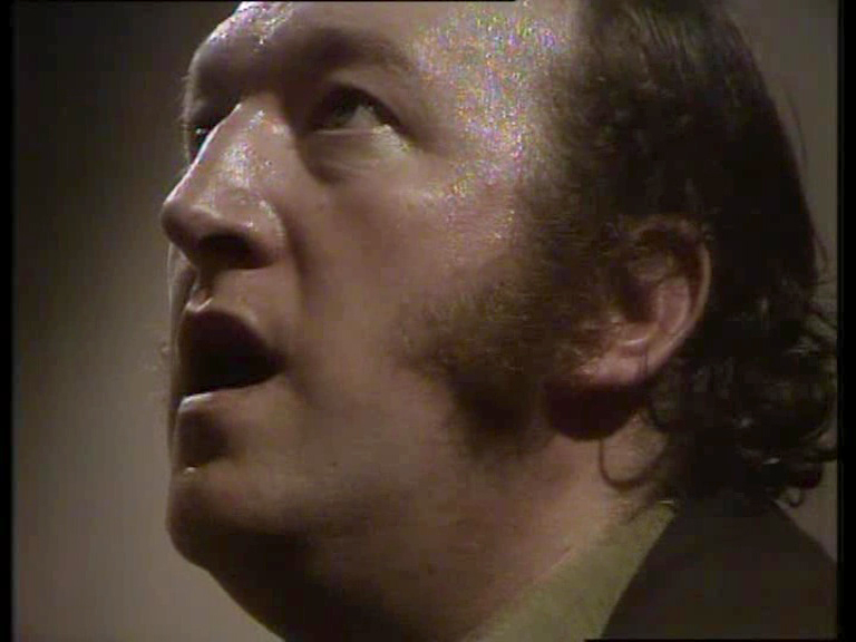 Robert Lang in I'm the Girl He Wants to Kill (1974)