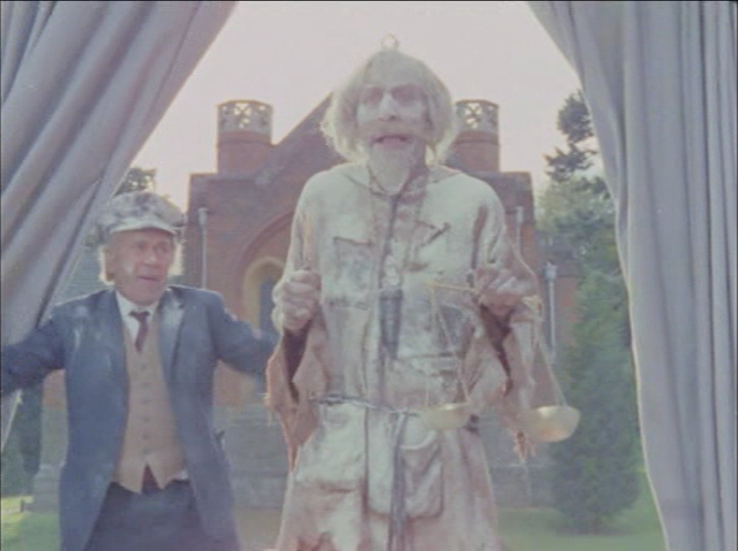 Geoffrey Bayldon and Peter Butterworth in Catweazle (1970)