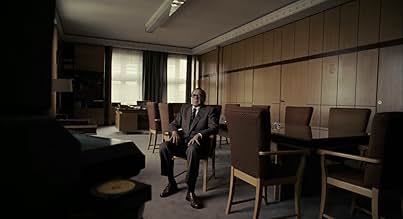 पोस्टर देखें