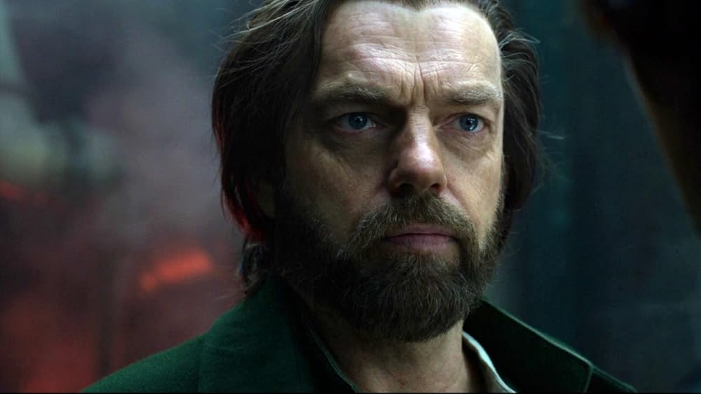 Mortal Engines Mortal Engines Valentine Finds Tom Trying To Save