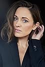 Laura Osnes's primary photo Laura Osnes's primary photo