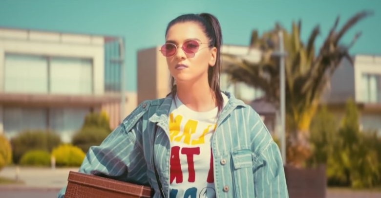 Tosatdan orqadan porno paydo boldi