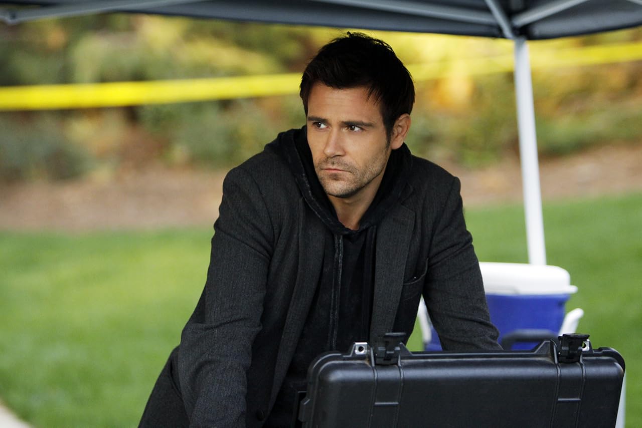 Criminal Minds Suspect Behavior (2011)