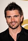 Juanes's primary photo Juanes's primary photo