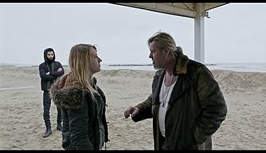 पोस्टर देखें