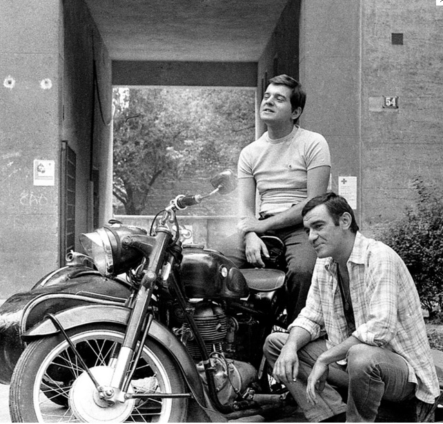 Ginekolog bemor bilan nima qildi (porno) Hammomda xojayin bilan jinsiy aloqa