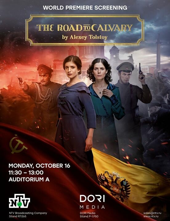 Масохист қыз Әйел жігіттерді сорып жатқан видео