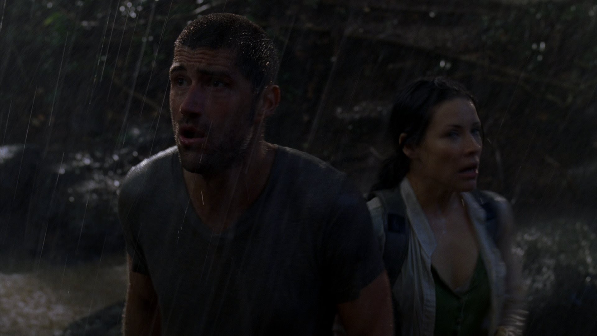 Matthew Fox and Evangeline Lilly in Lost (2004)