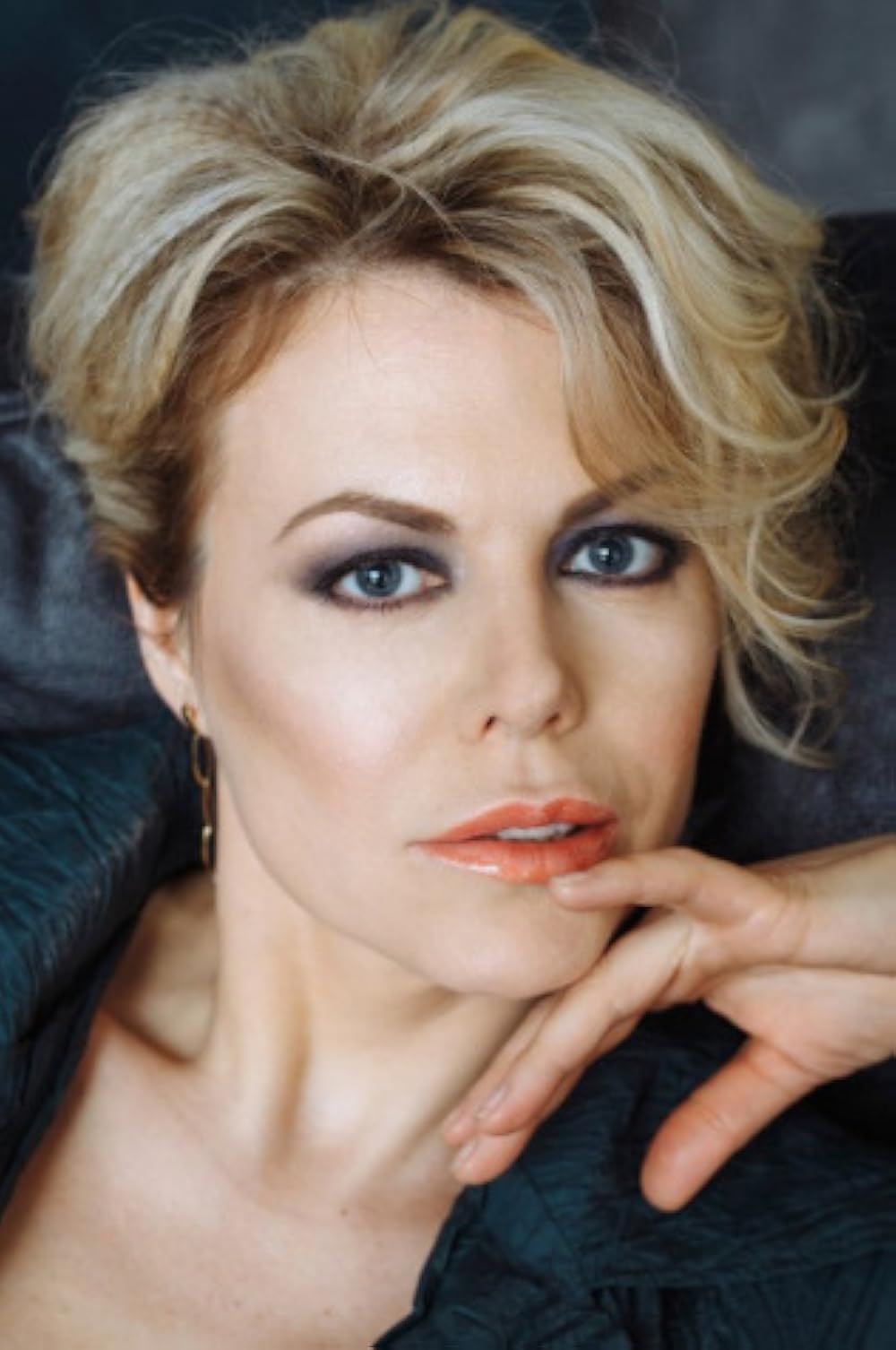 Onlayn porno videolarda jingalak ayollar Gozalning ogzi sperma bilan tola