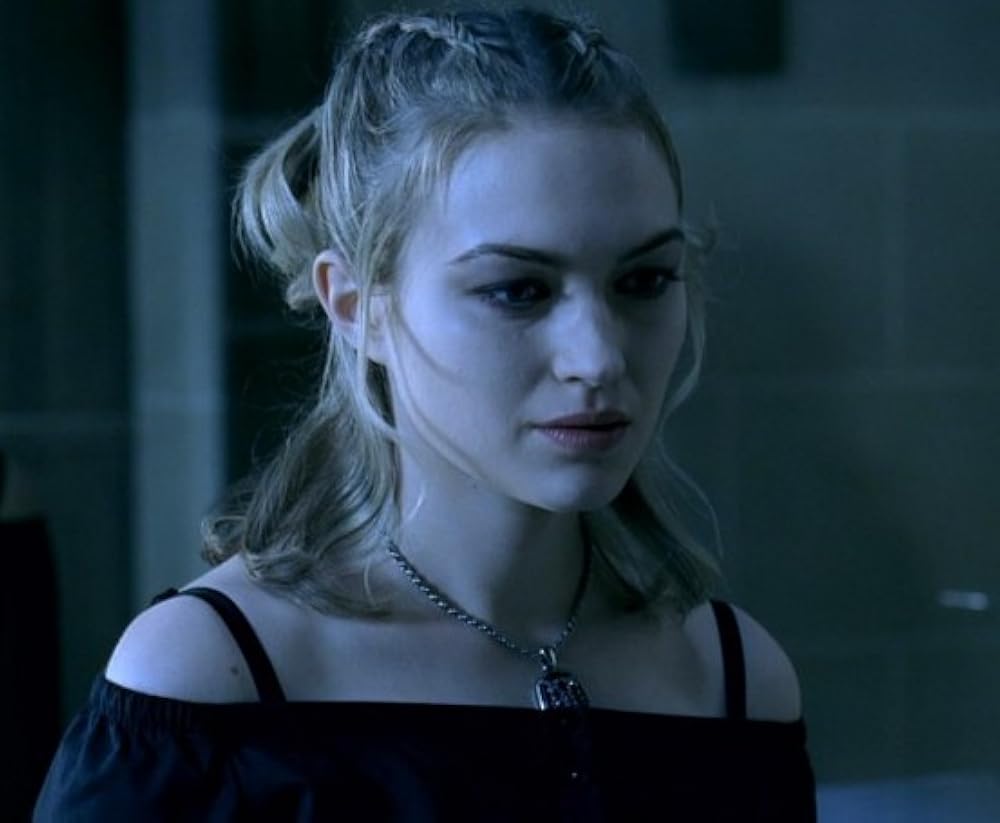 Yalangoch rus uy bekalarining fotosuratlari Ayollar anal jinsiy aloqa video