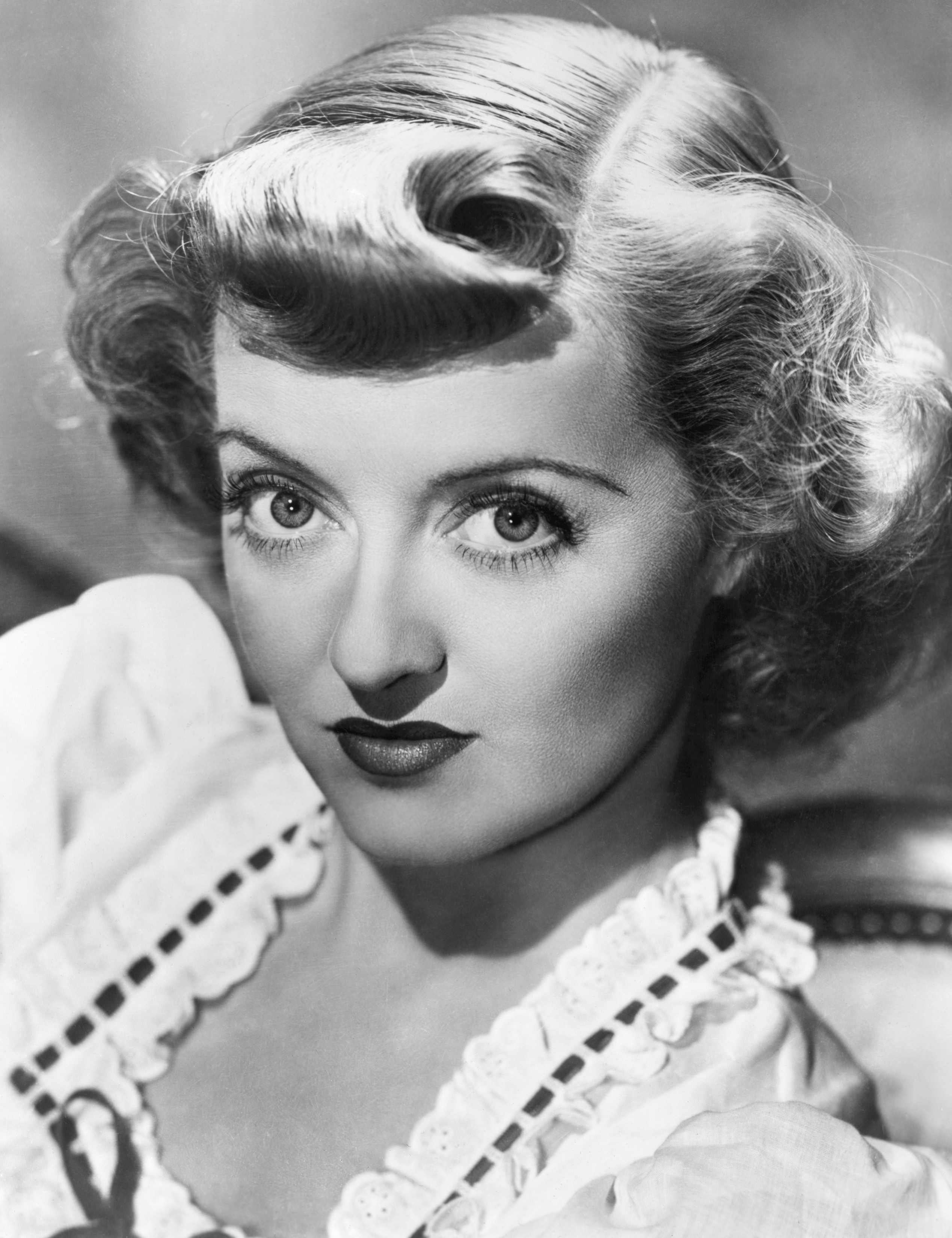 Bette Davis - IMDb