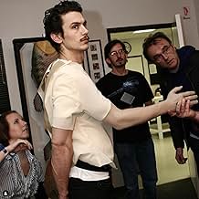 पोस्टर देखें