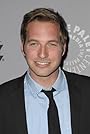 Ryan Hansen's primary photo Ryan Hansen's primary photo
