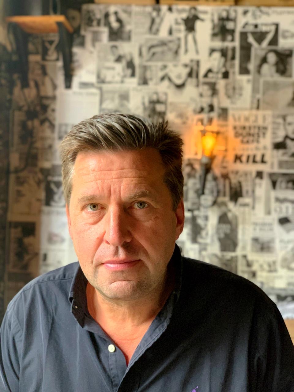 Uy qurgan Osiyo jinsiy aloqasini tomosha qiling