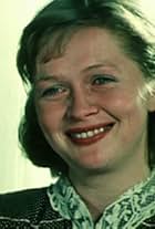 Porno tarvuzni sikadi Katta kokraklar, chuqur tomoq va ehtirosli qizning yoqimli yuzi hamma narsaga qodir