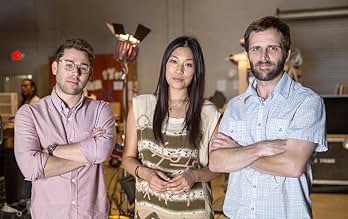 पोस्टर देखें