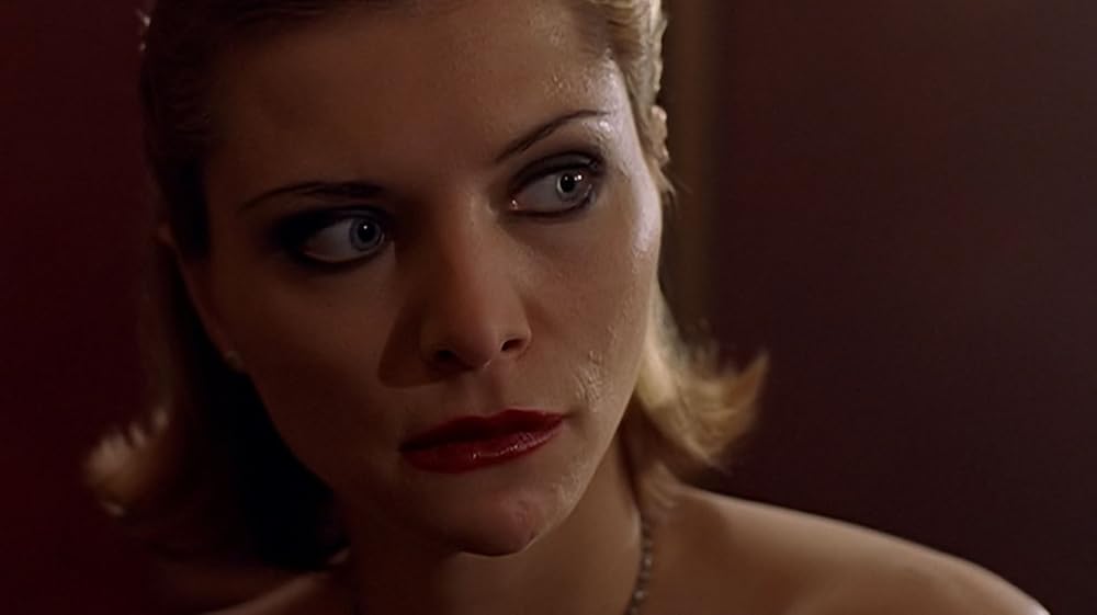 Chiroyli ginekolog porno tomosha qilmoqda. Utyasheva bilan porno video