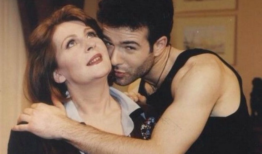 La Dolce Vita serialidan jinsiy lavhalar La Dolce Vita serialidan jinsiy lavhalar