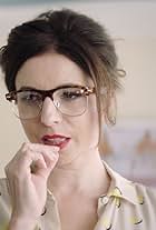 Ikki lezbiyen videoda klitorini ishqalamoqda Rus porno gapirish va qichqiriq bilan