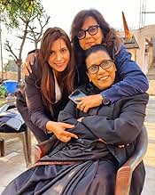 पोस्टर देखें