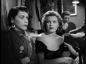 पोस्टर देखें